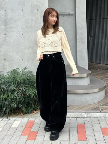 大人の秋コーデは「ニットベスト」が主役！一枚より断然かわいい♡レイヤードスタイル5連発