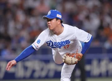 中日・小田幸平コーチ、宮崎のフェニックスリーグで地元出身・柳裕也からの差し入れに喜び「めちゃくちゃ美味しかった」