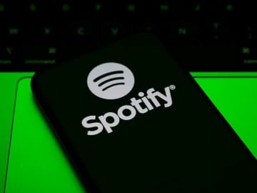 AIが選んだ音楽はなぜ心に響かない？ChatGPTにプレイリストを作らせて感じた虚しさ