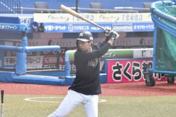 ロッテ・藤原恭大「この秋から長打が基本的になるようなスイングを心がけてやっています」〜10月9日のZOZOマリン秋季練習〜