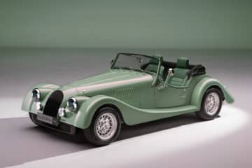 『モーガン・プラス・フォー』75周年記念モデルが発売。全世界75台の限定車が日本でも