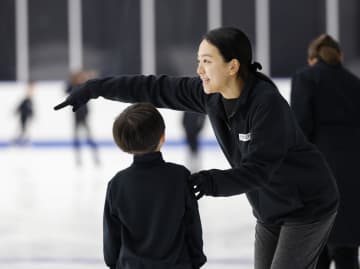 浅田真央さん「コーチ業」初公開　東京「木下MAOアカデミー」