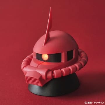 モノアイが光る！「シャア専用ザクII」が手のひらサイズのライトにー3つの点灯モードを搭載し異なる雰囲気を演出