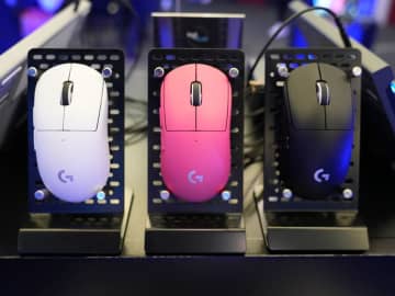 ロジクール人気ゲーミングマウスの小型モデル「PRO X SUPERLIGHT 2c」が発売