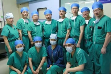 ブタの肝臓を移植した男性、１７１日間生存　中国