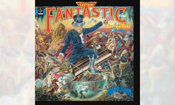 10/24発売エルトン・ジョン『Captain Fantastic』50周年記念盤より、新ライヴ音源公開