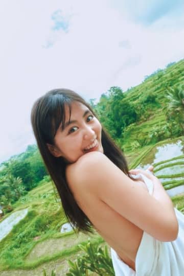 福井梨莉華、20歳の大挑戦。初写真集『あいの道しるべ』で見せた“素顔と艶やかさ”の共演