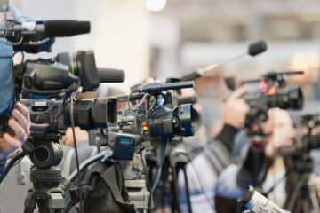 時事通信社の社員『支持率が下がるような写真しか出さねーぞ』発言で会社が陳謝も “歯止めがきかず” ネットでコメント殺到「偏った報道内容を意図的に作り出してたということですよね？」「印象操作で支持率を下げるって世論操作じゃん」