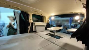 衝撃トヨタのミニバン「えぇーッ 強すぎる…」「最高すぎる」キッチン付き・車中泊OK。もしかして家より快適かも、アルファードがここまで変わるか!?