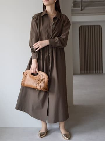 王道「シャツワンピース」はこう着ればおしゃれなんだ！秋におすすめ♡大人の着こなしコーデ術