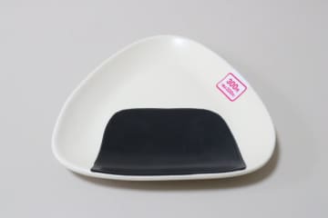 ダイソーの食器が素敵すぎ♡「使いやすいサイズ感！」「とにかく可愛い！」おにぎりみたいなお皿