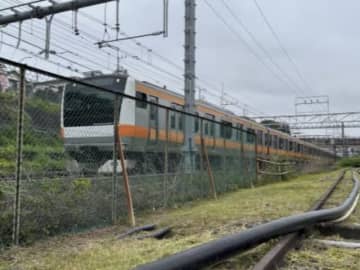 JR東日本ら、超電導で電力損失「ほぼゼロ」の送電に成功　営業列車4万本に供給