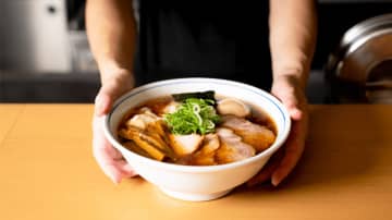 ミシュランガイド東京4年連続掲載の名店『らぁ麺すぎ本』がららぽーとTOKYO-BAYにオープン！