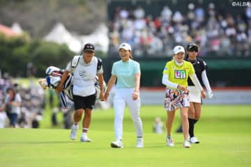 ＜速報＞渋野日向子はパー発進　原英莉花もスタート、米ツアー組が続々ティオフ