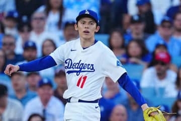 佐々木朗希に「鳥肌立っています」　NHK解説も絶賛…LA震わせた36球「素晴らしい」