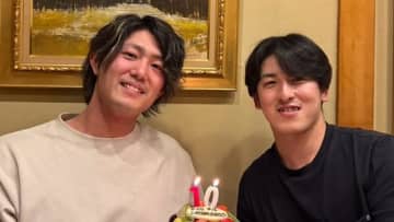 2ケタ勝利の今井達也&隅田知一郎に敵軍選手がサプライズ！　“まさかのオチ”にファン爆笑「レア写真っすね」「笑い転げました」