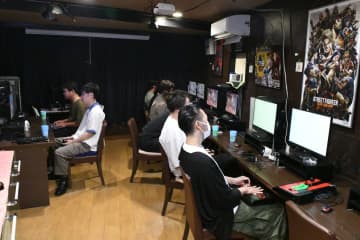 格ゲーマーの秘密基地「立川Bridge」を直撃取材！ 「スト6」など多彩な格ゲータイトルの対戦会が開かれ、多くの格ゲーマーが集まるゲームバー対戦で盛り上がれて絶品料理も食べられる！