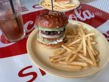 「今週は特に頑張った」そんな時におすすめ！大泉学園で味わうご褒美バーガー