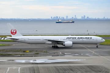 JAL、シカゴ線で「国際線アップグレード特典 マイルバックキャンペーン」を実施中　10月25日まで