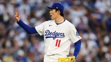 「超一流のクローザー降臨」佐々木朗希が回またぎでパーフェクト　スタンドは総立ちで「ロウキ」コール　160キロ超え連発の圧巻投球にSNSのファン大熱狂