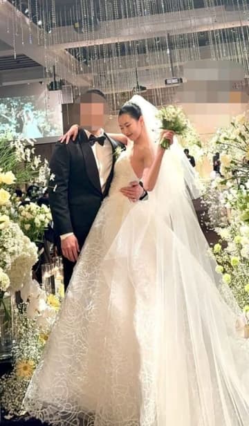 BTS・JINが結婚式の司会に登場！「ユニクロ」「Samsung Galaxy」の韓国広告モデルが結婚