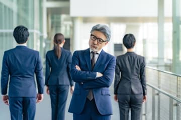 夫が“部長”に昇進予定ですが、「断りたい…」と相談されました。年収が100万円上がっても「残業代がないからトントン」とのことですが、管理職への昇格にメリットはないのでしょうか？