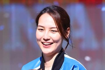 真美子夫人が大谷翔平の「１７」グッズで連日の応援　米国ファン「ありがとう、奥様たち」