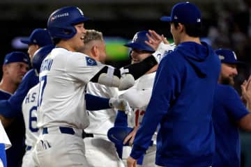 ドジャース・大谷翔平がお茶目な投稿　山本由伸にビールをかけると思いきや…