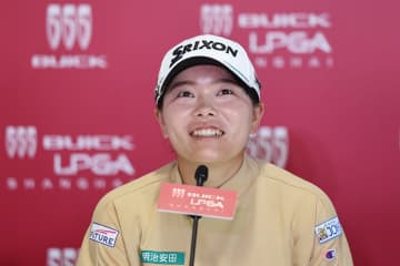 「全部制覇した日」 勝みなみが日米自己ベスト61で首位