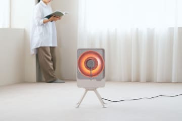 シロカ、消費電力の2倍相当のあたたかさの「リフレクトヒーター ぽかエコー」