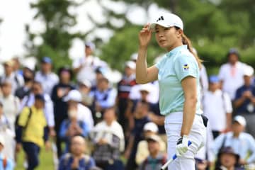 渋野日向子は国内4年ぶりノーボギー「しょーもない」ミスからチップインバーディも