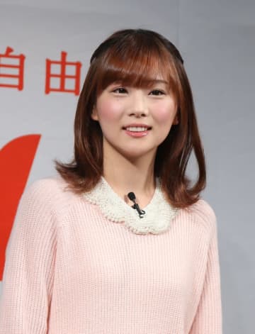 「別人みたい」重盛さと美の近影にSNS驚き「え、バッサリ…」「誰かわからなかった」