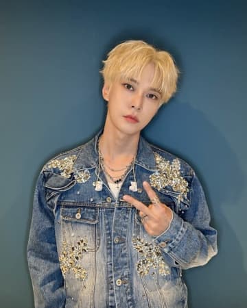 NCT ドヨン、サプライズで金髪に！アンコール公演が開幕…EXO ディオ＆ファン・ミンヒョンらも観覧