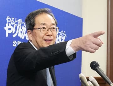 公明自民トップ2人、不満あらわ　「国民と溝」「一方的に離脱」