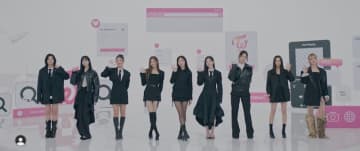 “韓国デビュー10周年”TWICEのドキュメンタリー『ONE IN A MILL10N』入場者プレゼント第1弾の詳細発表