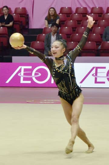 新体操、鈴木菜巴が暫定2位　イオン杯世界クラブ選手権