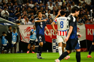 「入ったと思わなかった」強烈ミドルの小川航基、同点弾の上田綺世に闘志燃やす「負ける気はない」