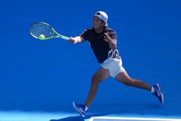 磯村志ら男子4強が揃う。女子シングルス決勝は岡村恭香と清水綾乃が激突[第100回 全日本テニス選手権]