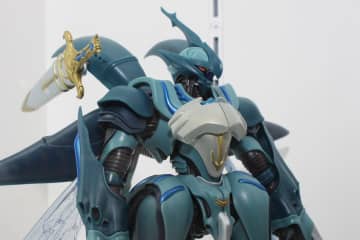 「ROBOT魂 ＜SIDE AB＞ ヴェルビン（Magazine Memories）」が予約受付中。「AURA FHANTASM」の世界観を演出する専用台座を備えて再登場！【#魂ネイションズ】