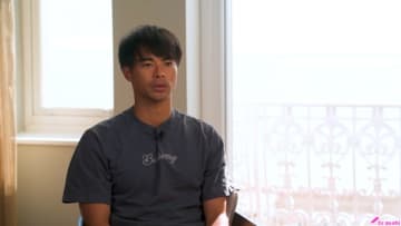 「独占密着 三笘薫 ～夢への挑戦～」スター選手が語る夢、少年との交流にも密着！