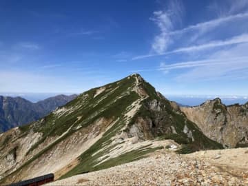 北アルプスの短い秋「唐松岳」登山で満喫する絶景！　八方池＆剱・立山・五竜の大パノラマ！「現地レポ」
