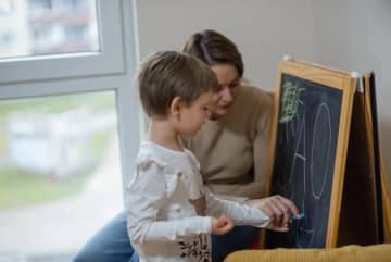 自閉症の子どもを持つ親が言われたくない5つの言葉。善意のつもりでも言うべきではない