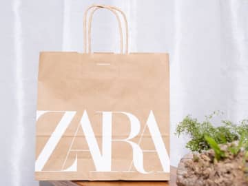 【ZARAの深パープル】が洗練見え！ 大人に似合う♡「きれいめトップス」