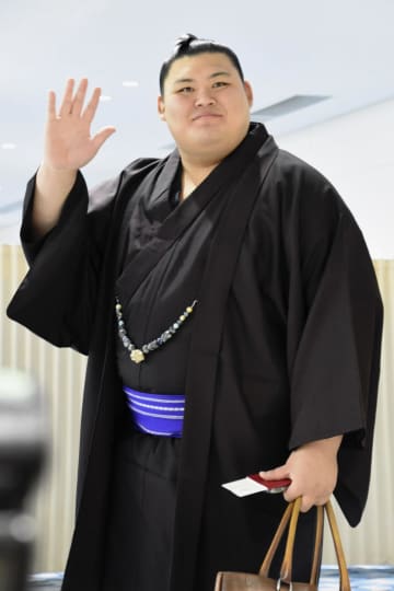 大相撲ロンドン公演へ出発　大の里「いい経験に」