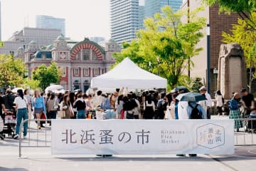 大阪「北浜蚤の市」で１３０軒集結、３日間開催で初のナイトマーケットも