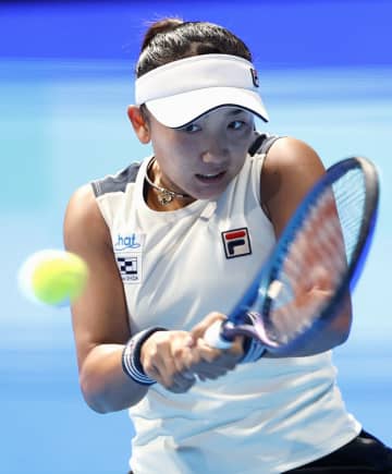 全日本テニス、岡村恭香が初優勝　女子単、清水綾乃に競り勝ち