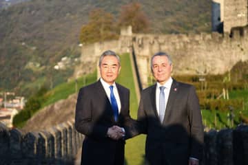 中国とスイス、第4回外相戦略対話を開催
