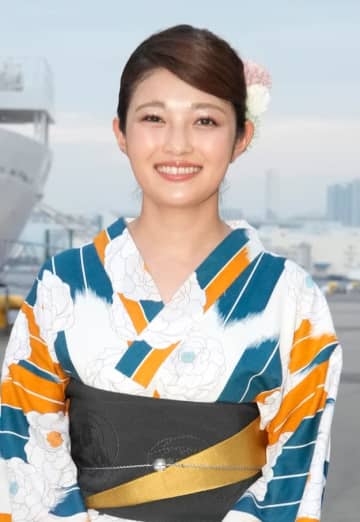 井上咲楽、山道を走る姿に驚きの声→「すごい道」「飛び跳ねて走ってる」