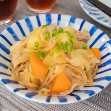 【肉じゃがにはアレを少し入れてみて】「もっと早く知りたかった」「いつもの10倍おいしい」一瞬で格上げできる調味料とは！