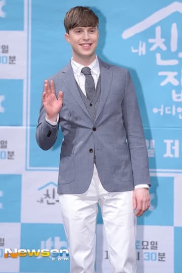 韓国で活動するベルギー出身のジュリアン、韓国人女性と本日（10/11）結婚